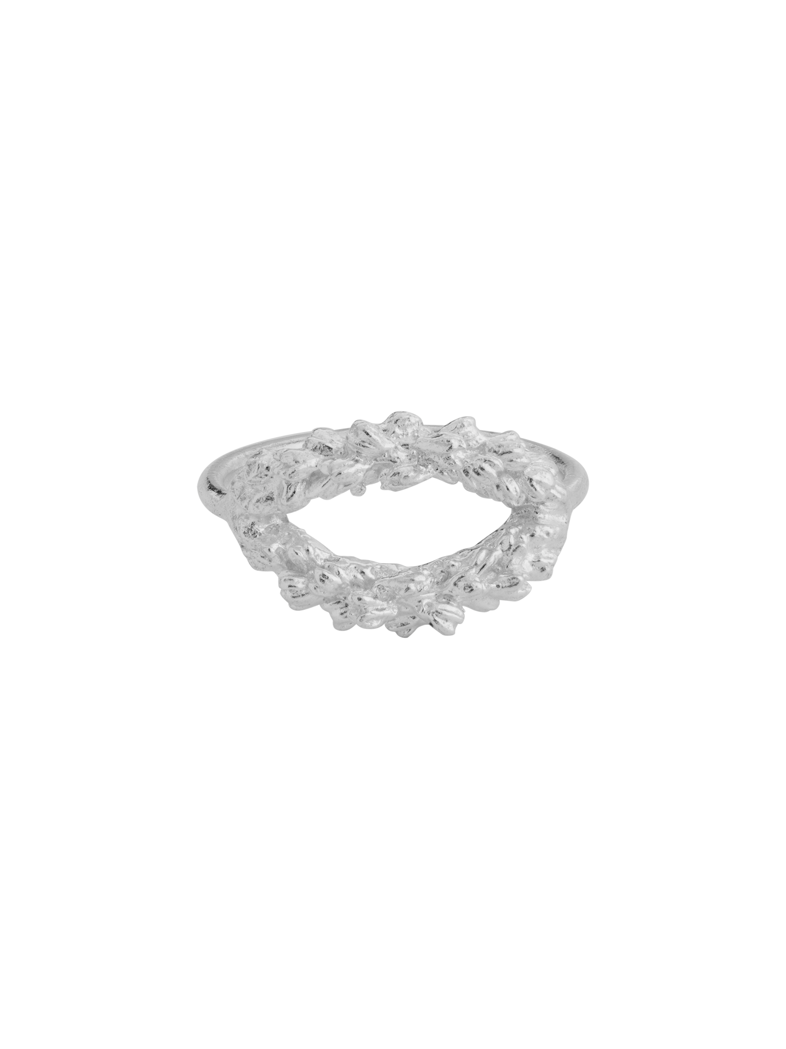 The Cremilde Bispo Jewelery's Laurel Ring, inspired by nature in Ancient Rome, showcases a stunning combination of white gold and diamonds.